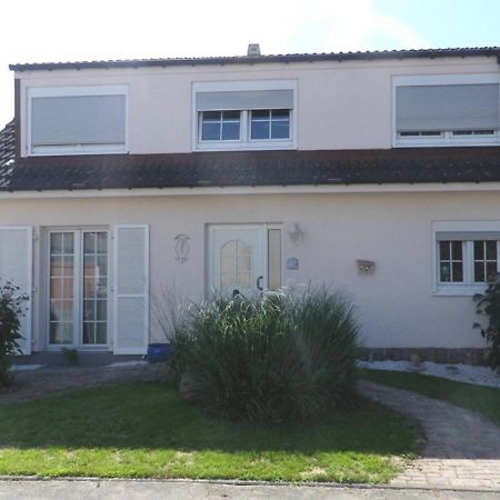 Ferienzimmer Bella Casa Biebesheim am Rhein Ngoại thất bức ảnh